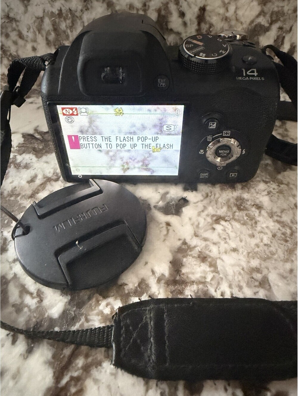 Fujifilm FinePix Digital Bridge Camera S3280 14MP 24x Zoom Black